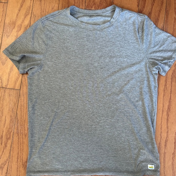 Vuori Gray Short Sleeve Tee - Picture 4 of 4